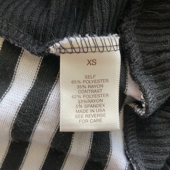 Arden B. B&W Knit Dress - Picture 8 of 8